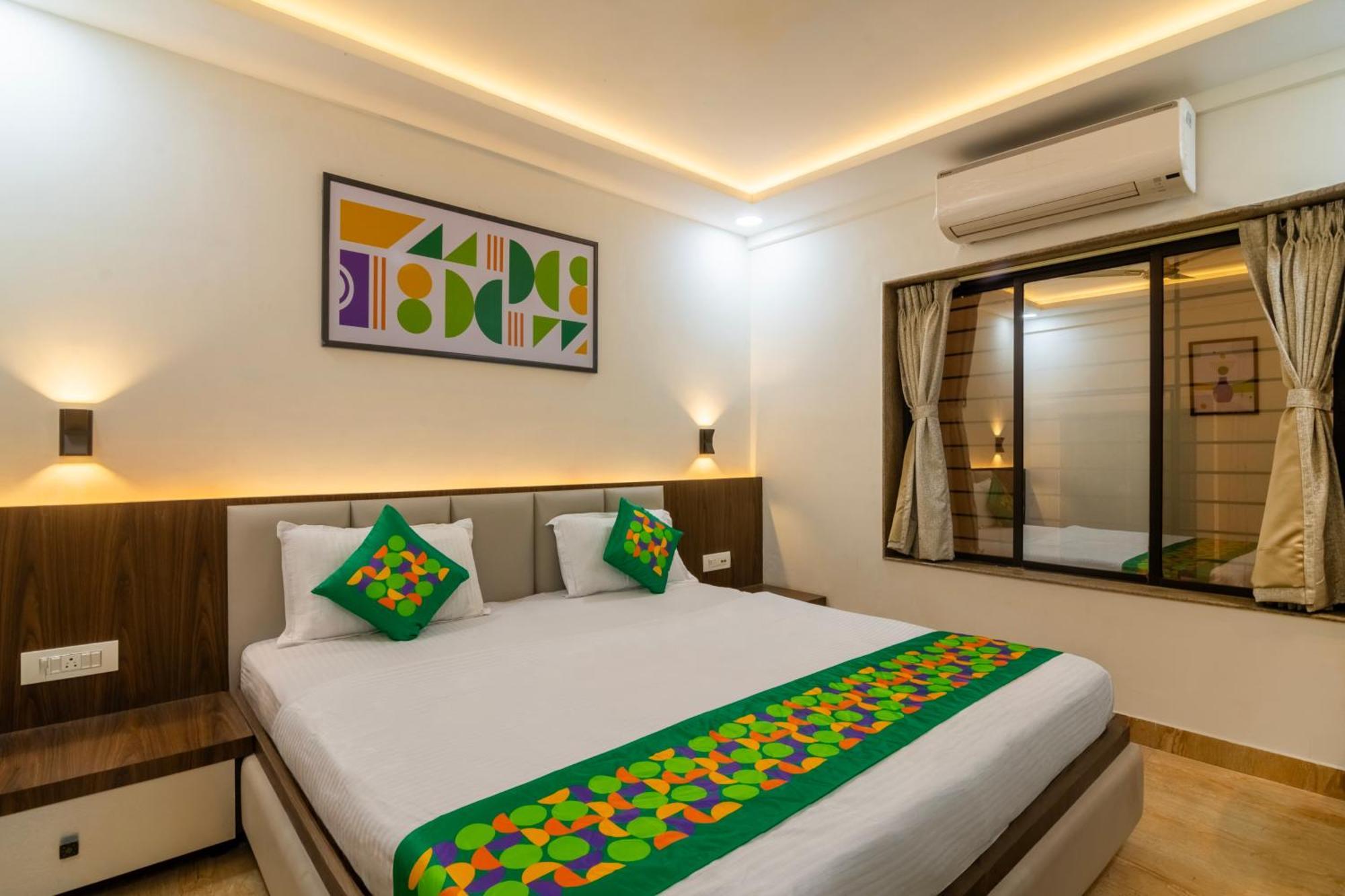 Treebo Petals Banquet & Suites - Kolkata Ngoại thất bức ảnh
